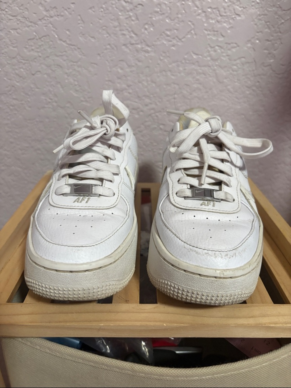 Nike sage low women